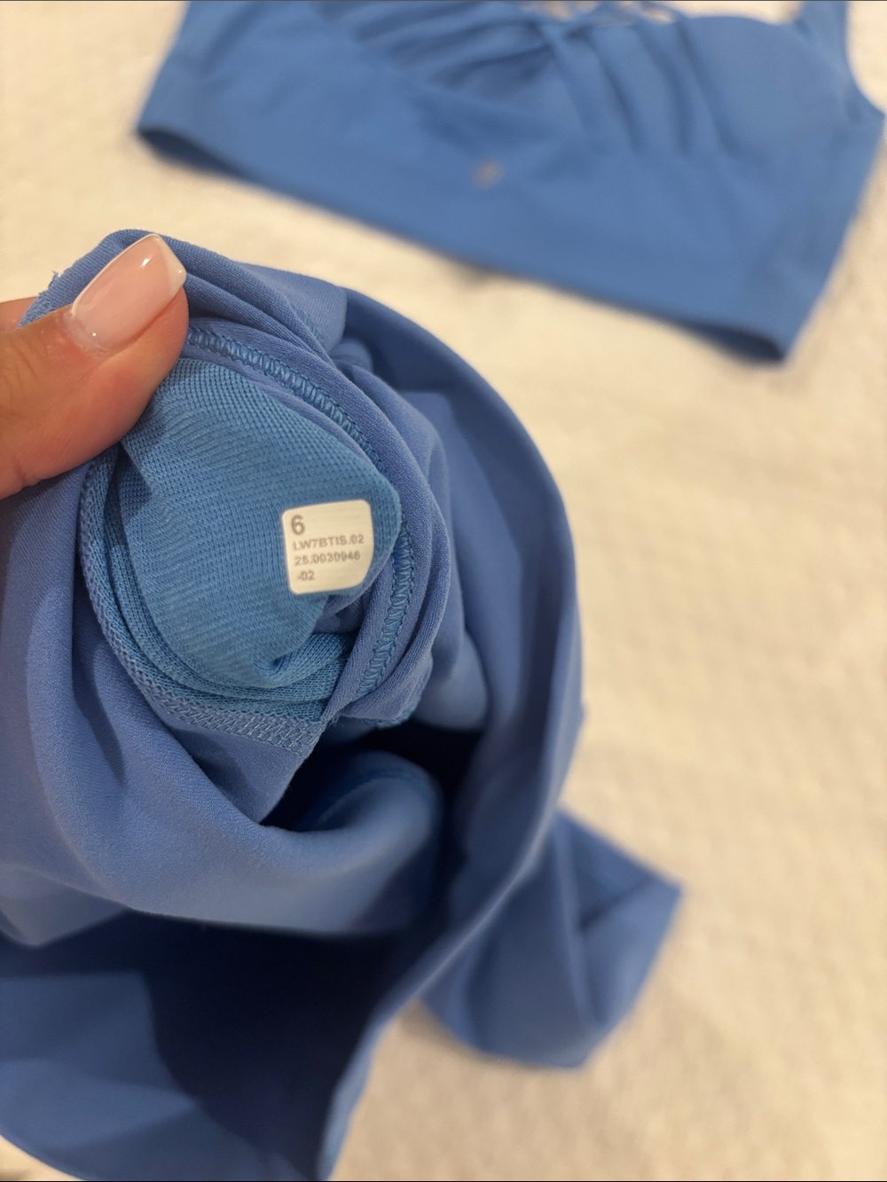 Lululemon matching set - Picture 4 of 6